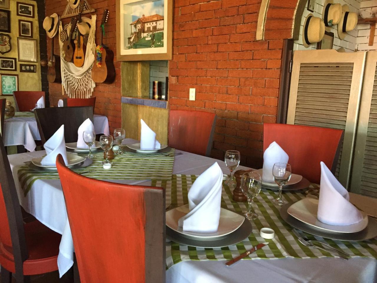 Hotel Casona Las Juanas San Jose de Pare Exterior photo